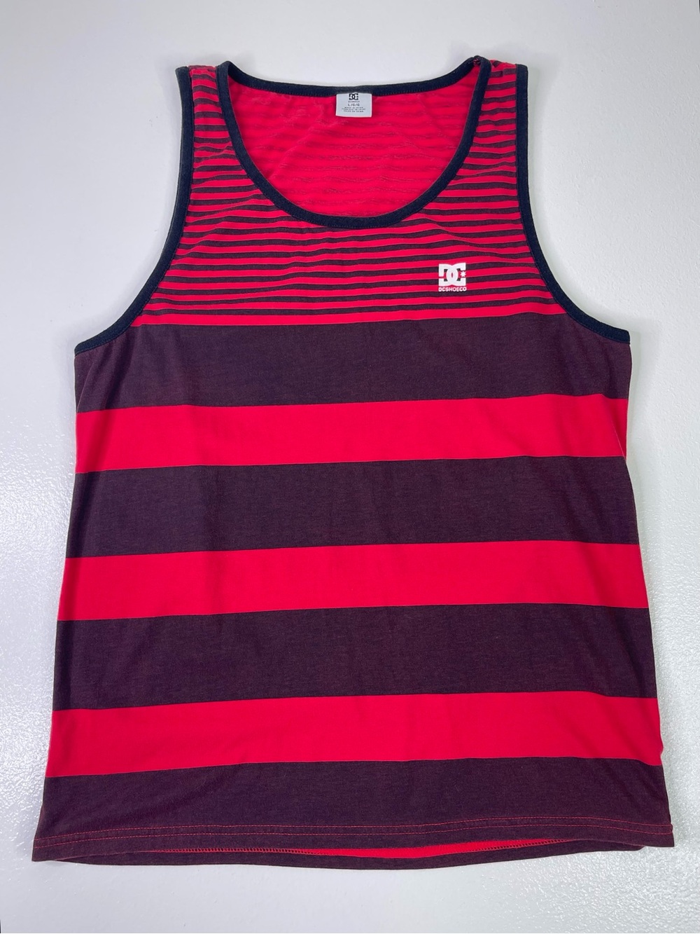 DC Shoes Striped Skater Tank Top Red Black Men's Size Large